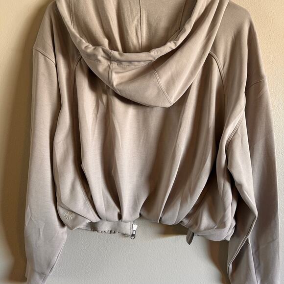 Athleta Seasoft Bubble Hem Full Zip – Cream – Size X-Small - Picture 7 of 9